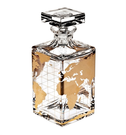Vista Alegre | Atlas Whisky Decanter featuring a square design with a gold world map motif, ideal as a sophisticated gift for adventure enthusiasts.
