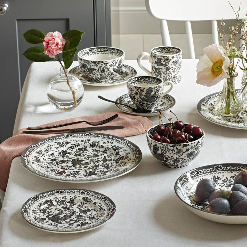 Burleigh | Black Regal Peacock Medium Plate