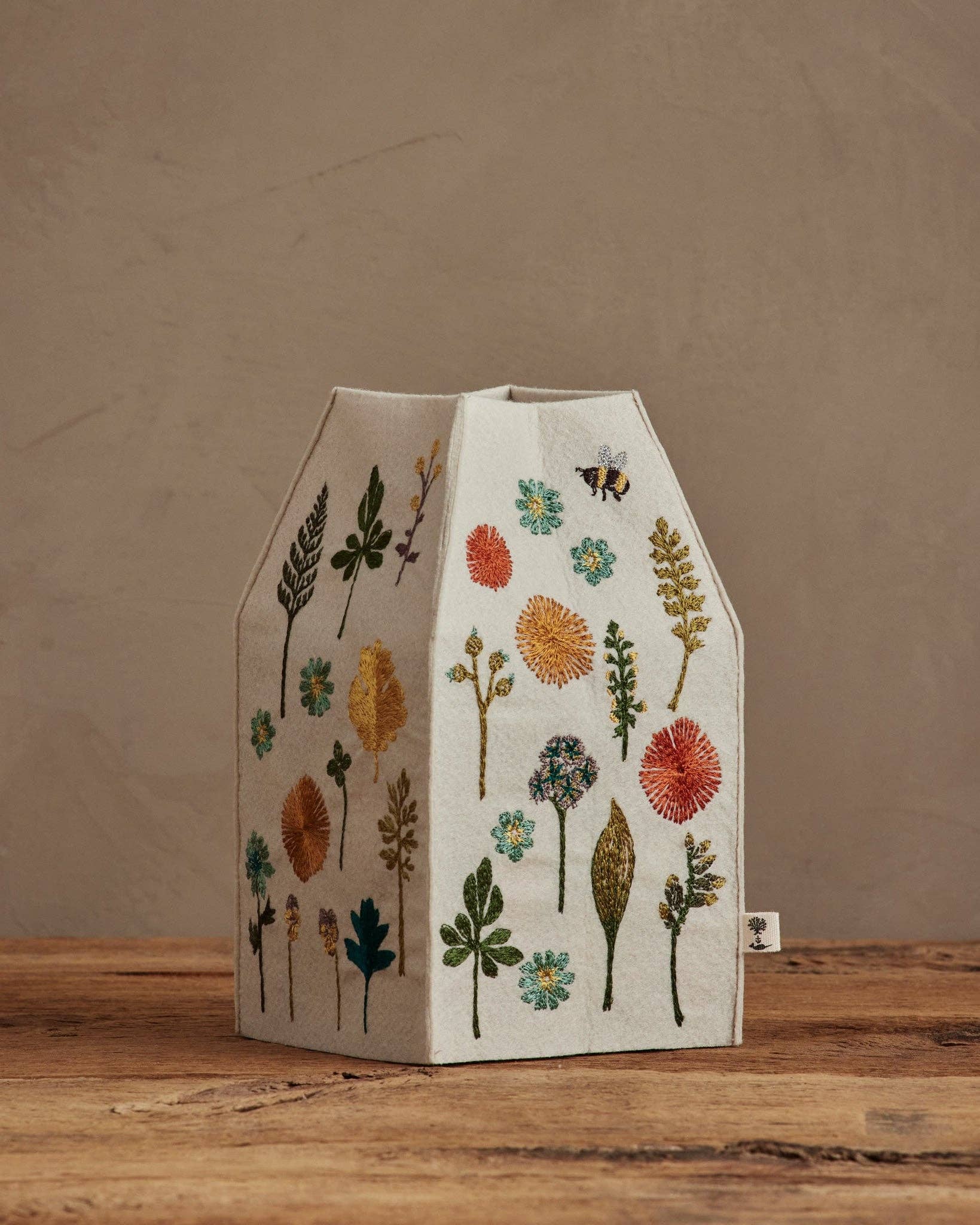 Coral & Tusk Garden Tissue Box Cover - Thumbnail 2