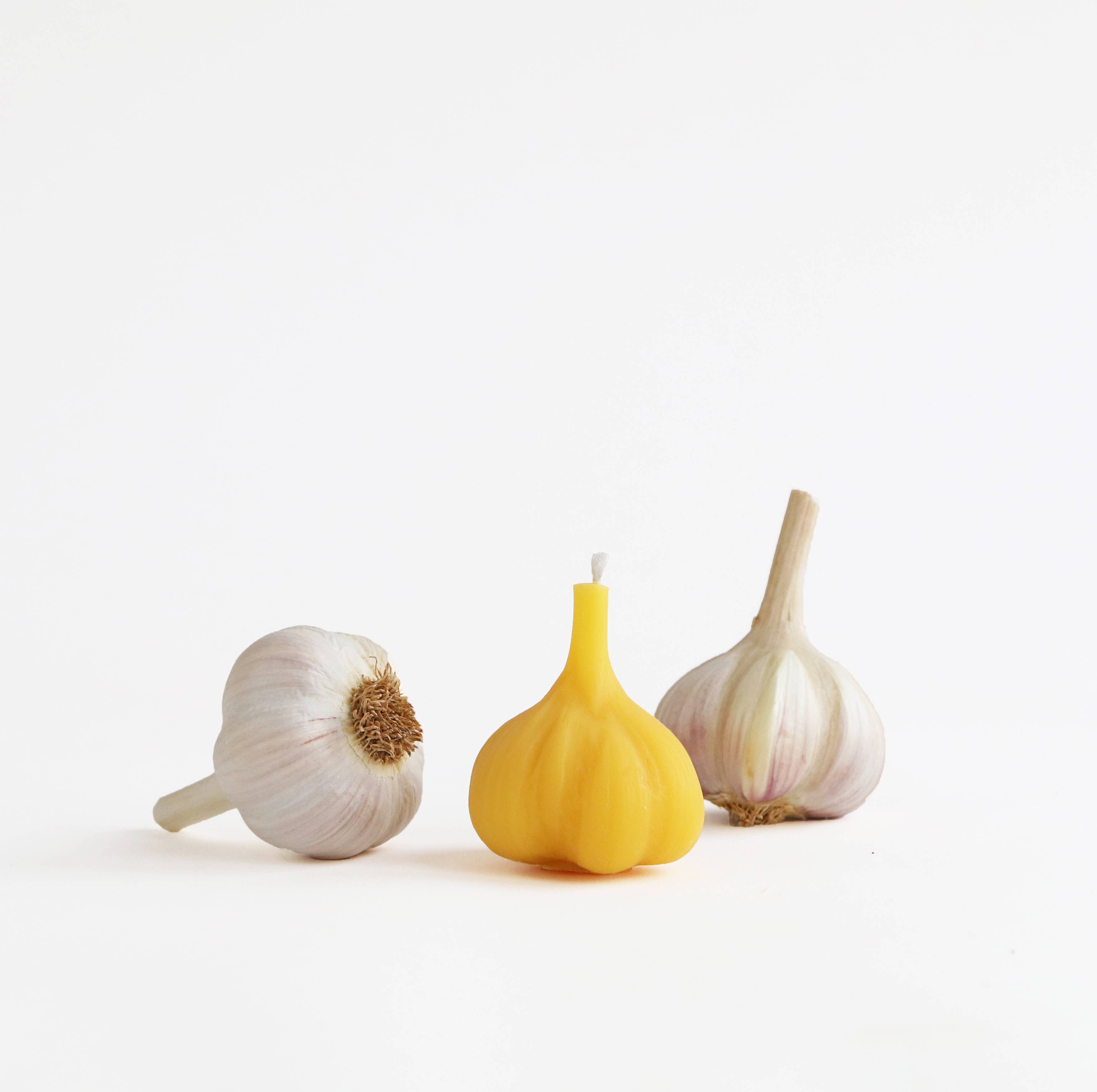 Artifaqt Garlic Beeswax Candle - Thumbnail 3