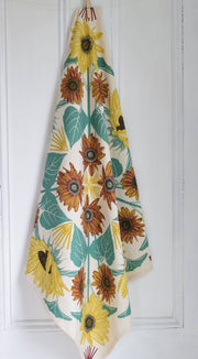 Hearth and Harrow - Sunflower Tea Towel - Organic Cotton - Oversized 30 x 30, featuring sunflower motifs, hanging, designed for functional elegance in natural kitchens.
