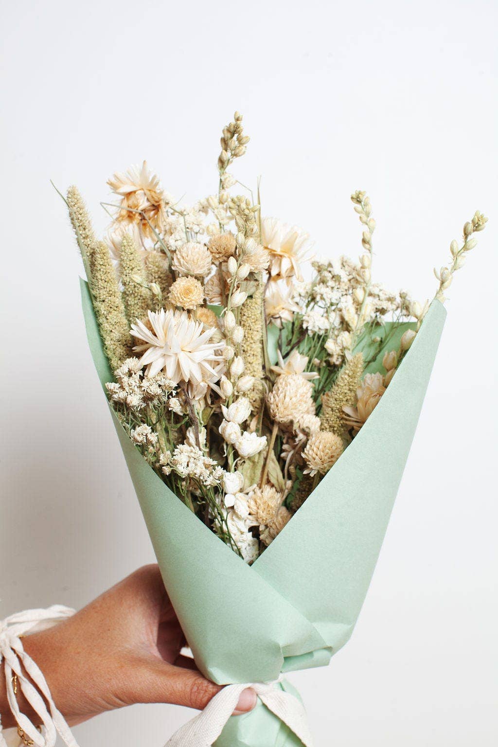 Idlewild Co. Field Bouquet - Thumbnail 3