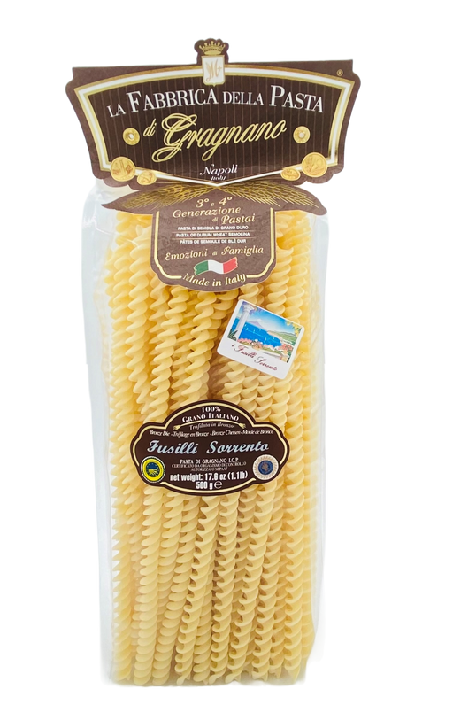 Zia Pia - Fusilli Sorrento by La Fabbrica della Pasta: Clear package of long fusilli made from Italian durum wheat semolina, highlighting its artisanal Gragnano origin and Made in Italy label.