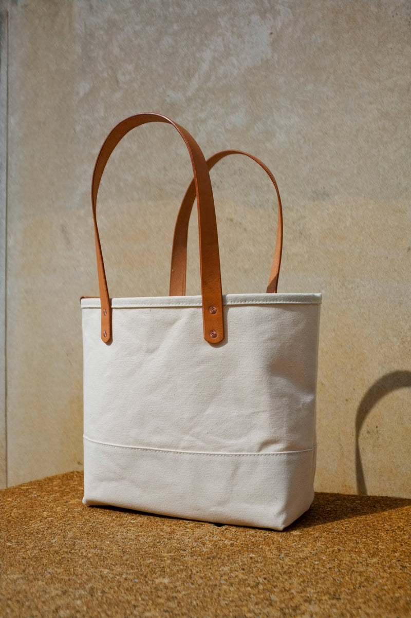 Capabunga | Deluxe Canvas Market Tote with Genuine Leather: Natural with Vegan Leather Handles and Base