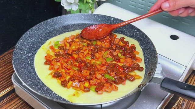 de Buyer | Mineral B Carbon Steel Crepe + Tortilla Pan - 10.25 Inches