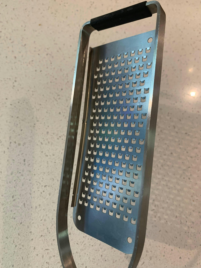 Microplane | Master Series Coarse Grater with Walnut Handle