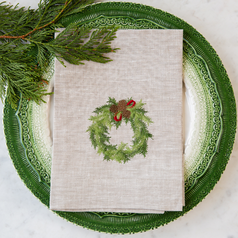 Arte Italica & Crown Linen Designs | Christmas Juniper Wreath Tri-Fold Napkin