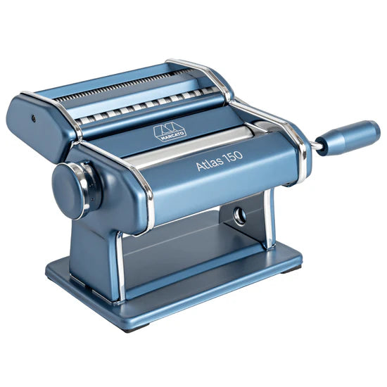 Marcato | Atlas 150 Pasta Maker, manual with handle, ideal for making lasagne, fettuccine, and tagliolini. Perfect tool for homemade pasta enthusiasts.