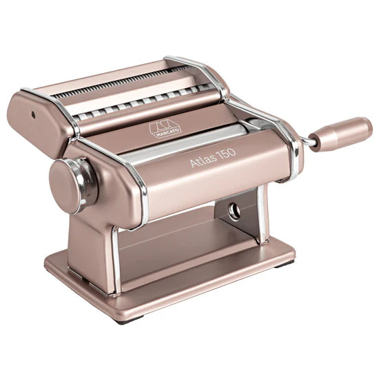 Marcato Atlas 150 Pasta Maker, a manual machine for rolling and cutting pasta dough into lasagne, fettuccine, and tagliolini with adjustable thickness.