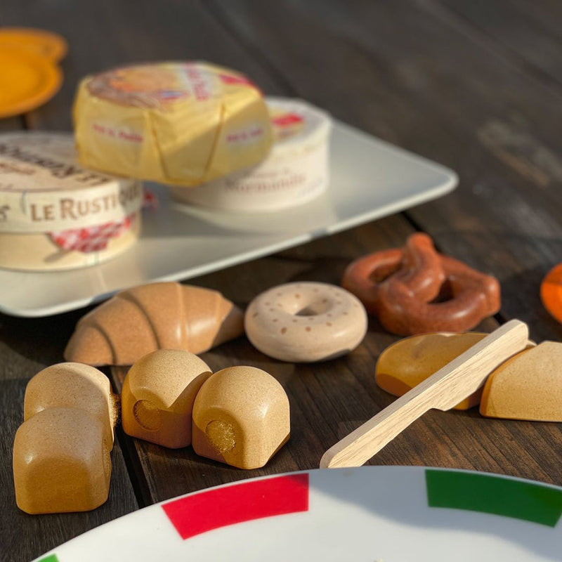 PlanToys | Wooden Pretend-Play Bread Set for Kids