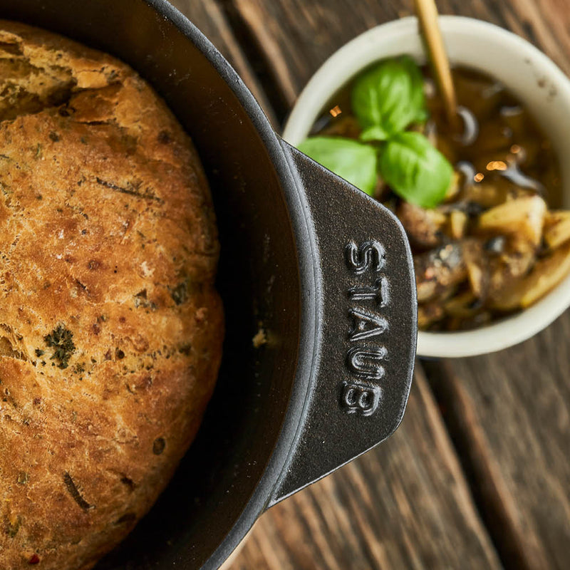 Staub | 1.5 Qt Petite French Oven - Black