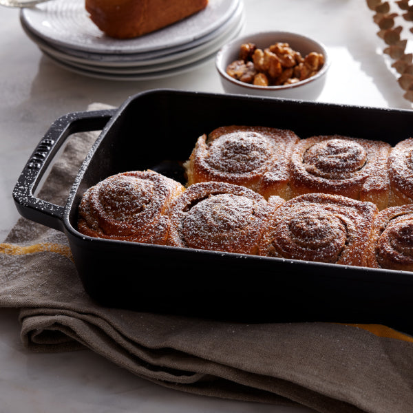 Staub | Cast-Iron Rectangular Roasting Pans - 10 x 15 Inches