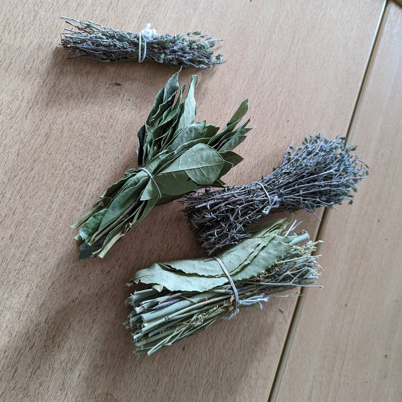 Burlap & Barrel - Herbes de Provence bundle, featuring thyme, bay leaves, and lemongrass, showcasing a traditional culinary herb blend grown in Provence.