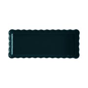 Emile Henry | Deep Flan & Tart Dish, 1.7QT Slim / Ocean, featuring a glossy black, scalloped-edge design, ideal for even baking with high sides for versatile recipes.
