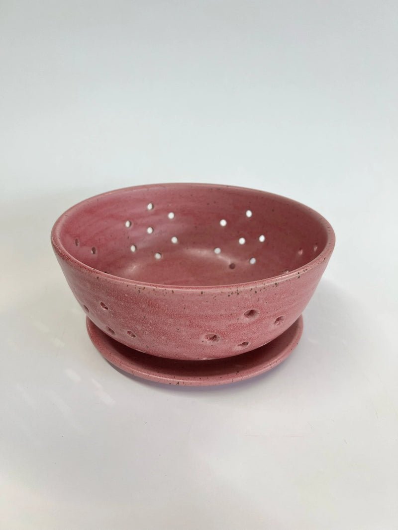 RachaelPots | Large Berry Bowl With Dish, Coral