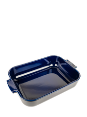 Peugeot | Appolia Baking Dish, Blue: A deep-dish, dark blue ceramic pan with small handles, perfect for baking six to seven servings.