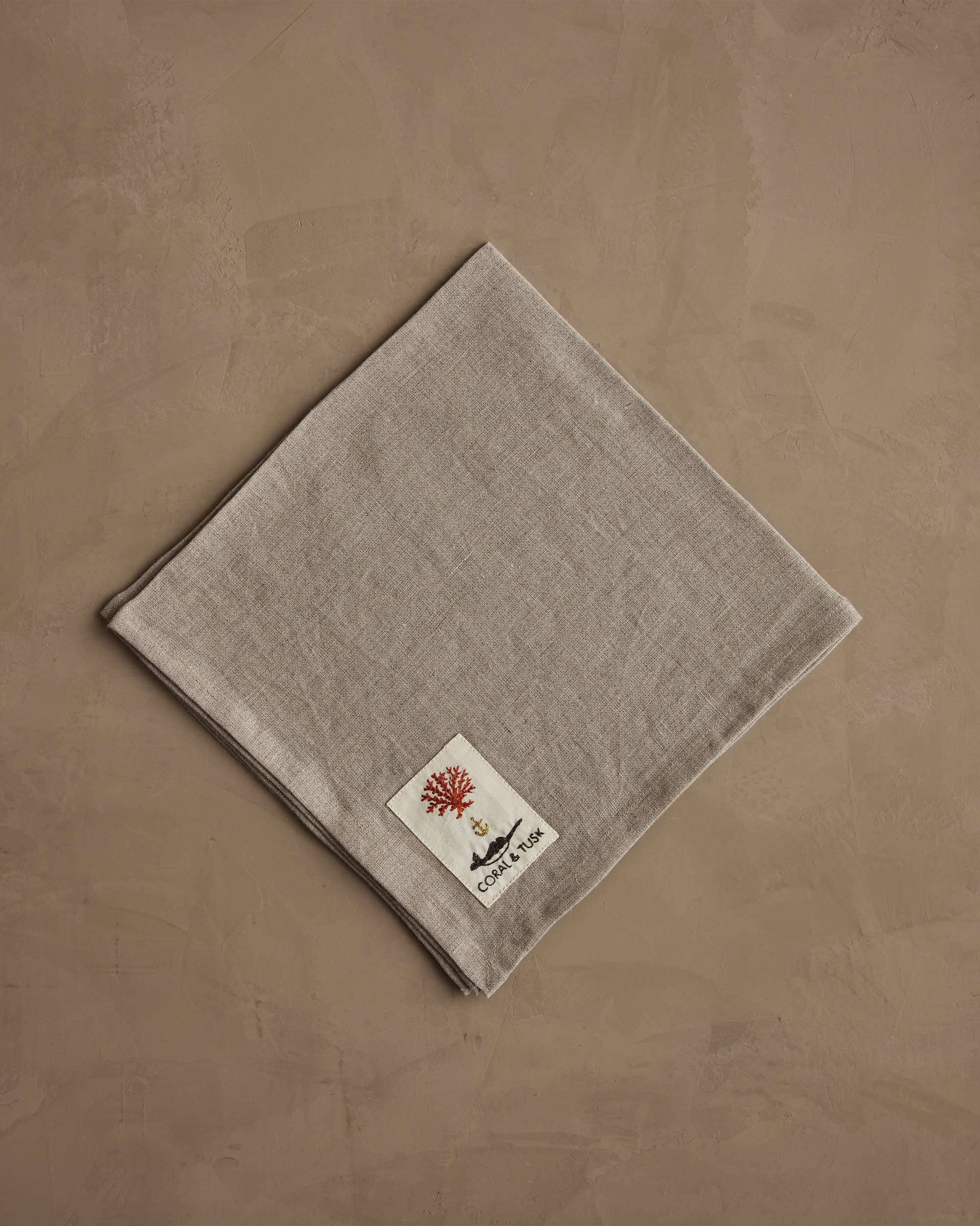 CORAL & TUSK Pressed Leaves Dinner Napkin - Thumbnail 3