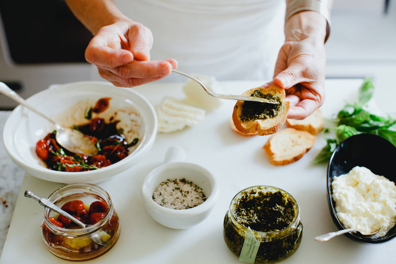 Messermeister | Leather Magnetic Edge Guard - 8.5 Inches Brown