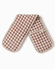 MagicLinen - Double oven mitt: Cinnamon gingham pattern, designed for heat protection, crafted from excess linen for eco-friendly cooking in style.
