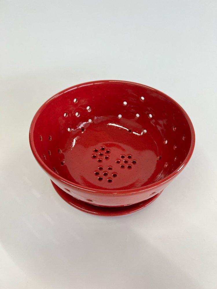 RachaelPots | Large Berry Bowl With Dish, Light Blue