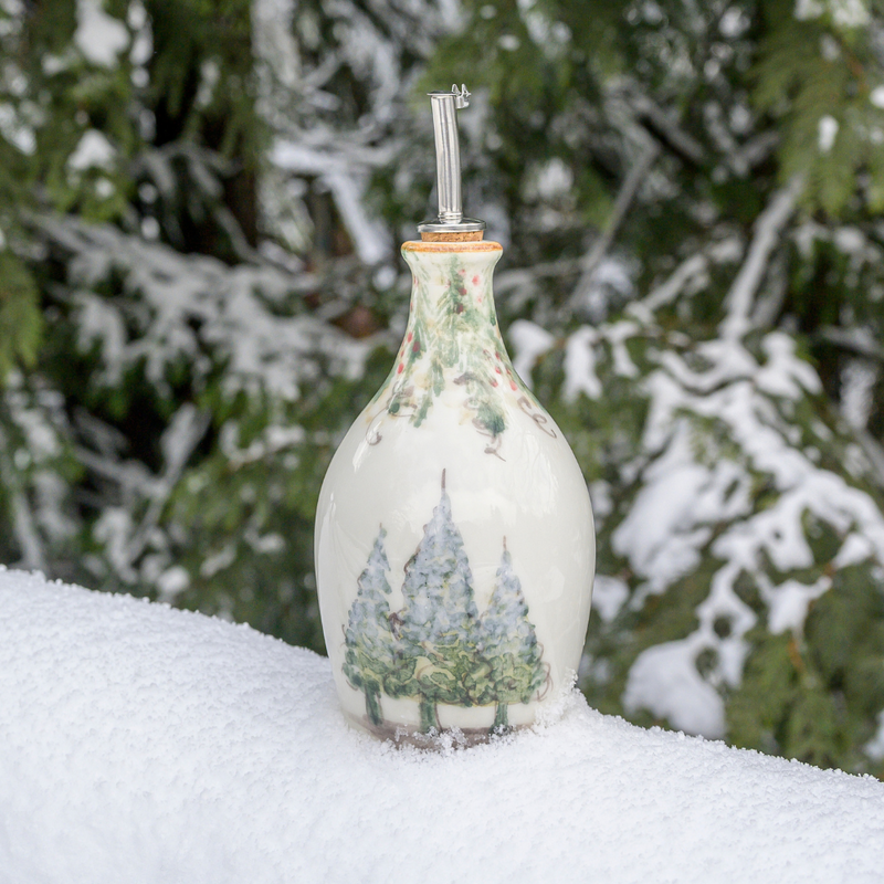 Arte Italica & Crown Linen Designs | Natale Oil Bottle