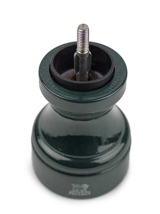 Peugeot | Bistro Pepper Mill, Forest Green, features an exposed grinding mechanism and adjustable knob, crafted from sustainably sourced wood for fine-dining enthusiasts.