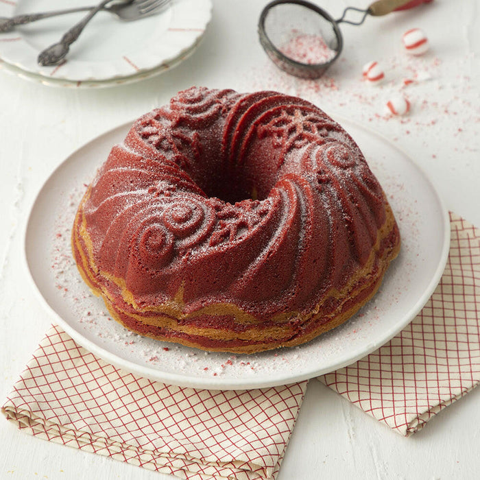 Nordic Ware | Let it Snow Bundt Pan.