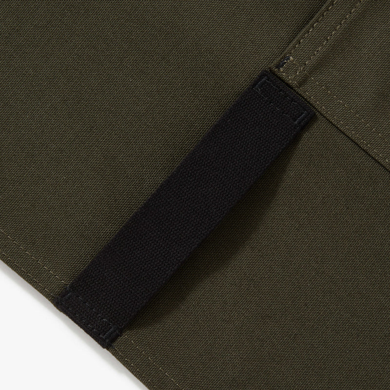 Hedley & Bennett Big Apron, Olive Green, Black Straps — apron detail