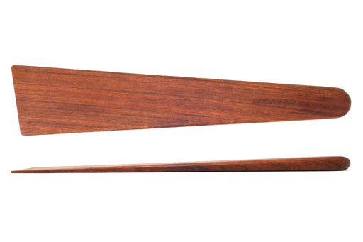 Earlywood | Big Tera Scraper - Jatoba, a longer wooden kitchen tool ideal for flipping and scraping, featuring an ergonomic design for tough cooking tasks.