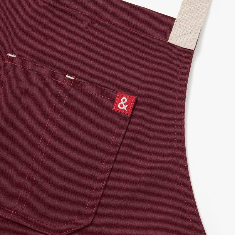 Hedley & Bennett All Day Crossback Apron, House Red — construction detail