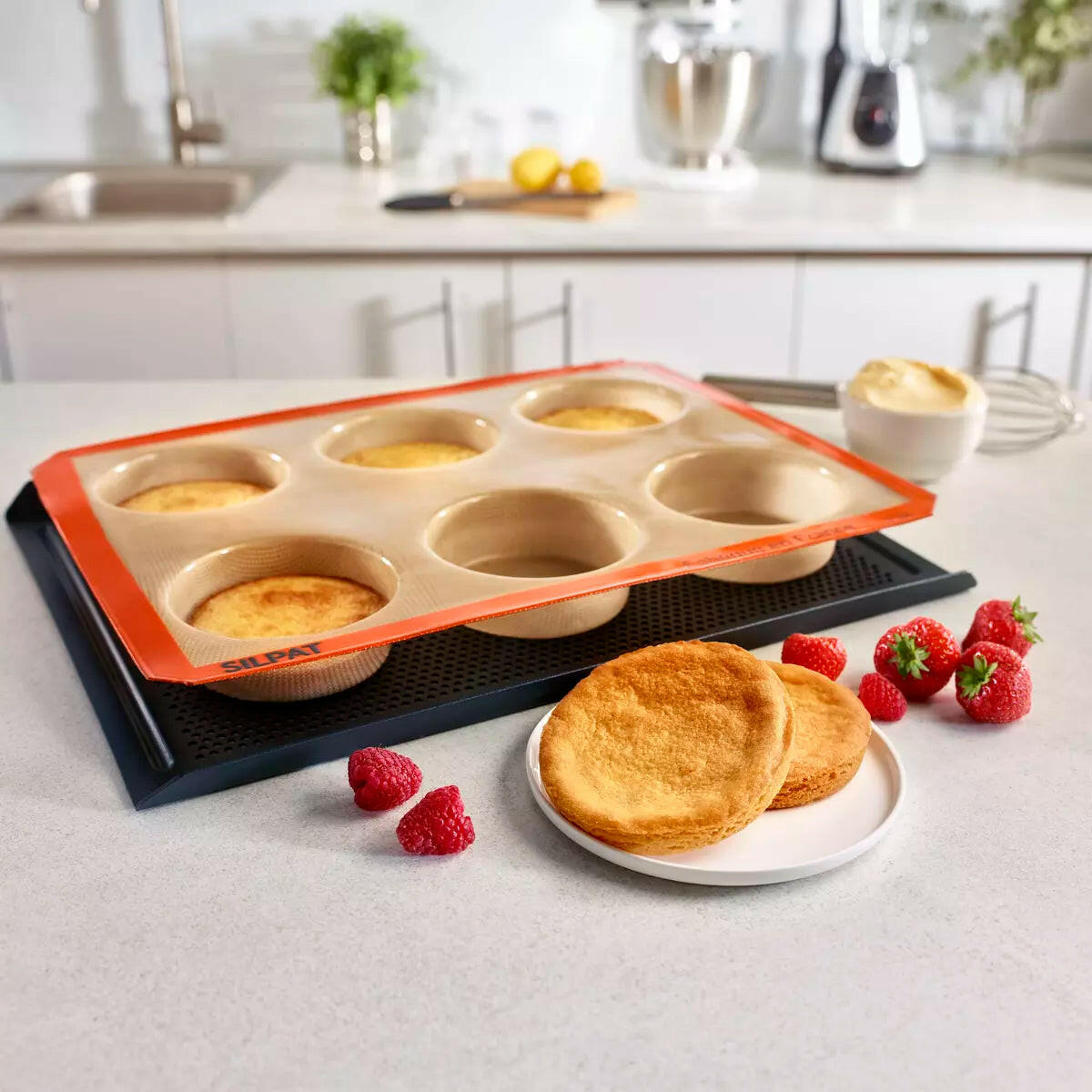 Silpat Fluted Cake Pan Mold - Thumbnail 3