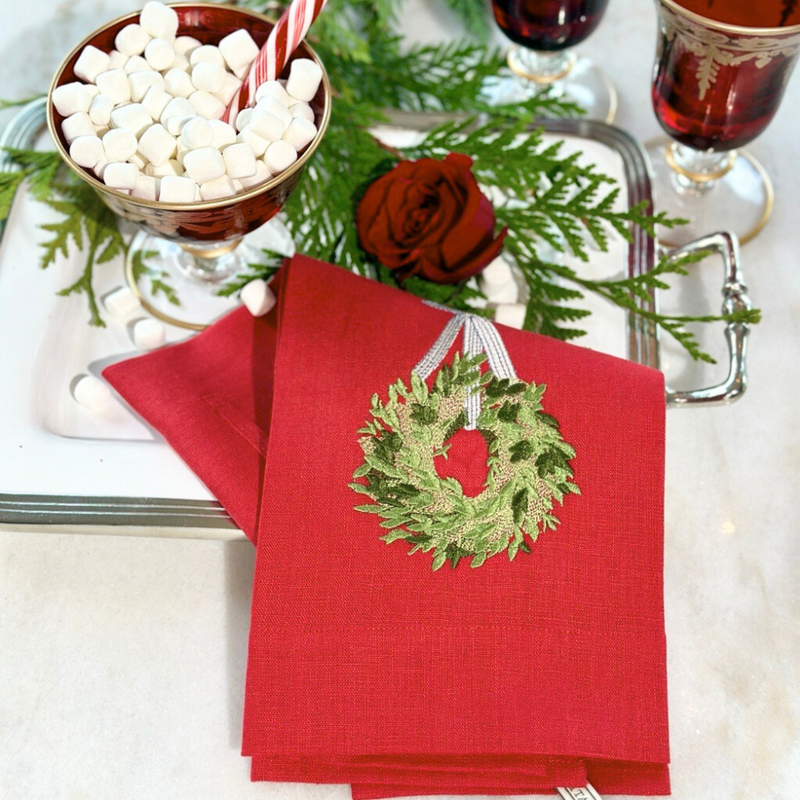 Arte Italica & Crown Linen Designs | Boxwood Wreath Linen Towel