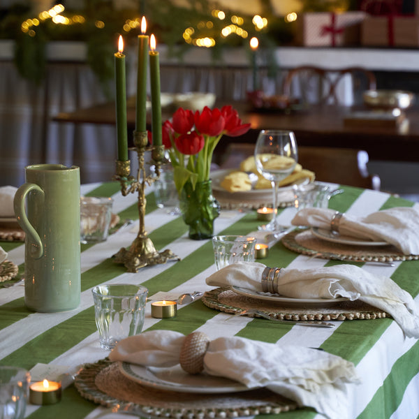 Couleur Nature | St. Tropez Tablecloth, Vert, 59" x 86"