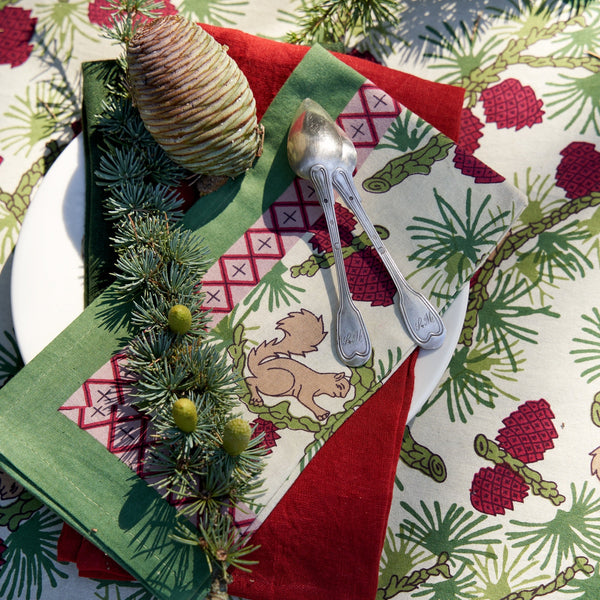 Couleur Nature | Squirrel and Pinecone Tablecloth, Red & Brown