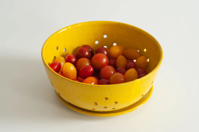 RachaelPots | Large Berry Bowl With Dish, Light Blue