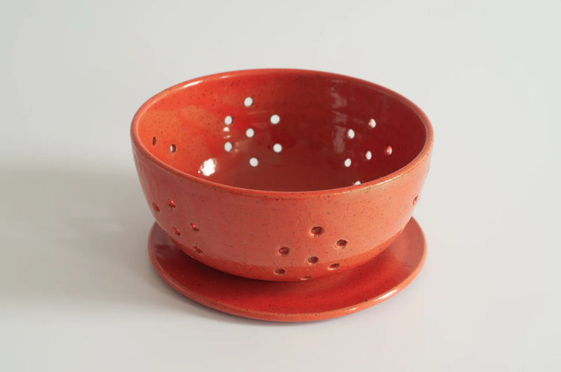 RachaelPots | Large Berry Bowl With Dish, Light Blue