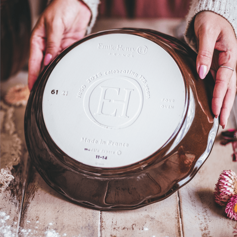 Emile Henry | 175th Anniversary Pie Dish, Blue/Sable, 10.2" x 2.2"