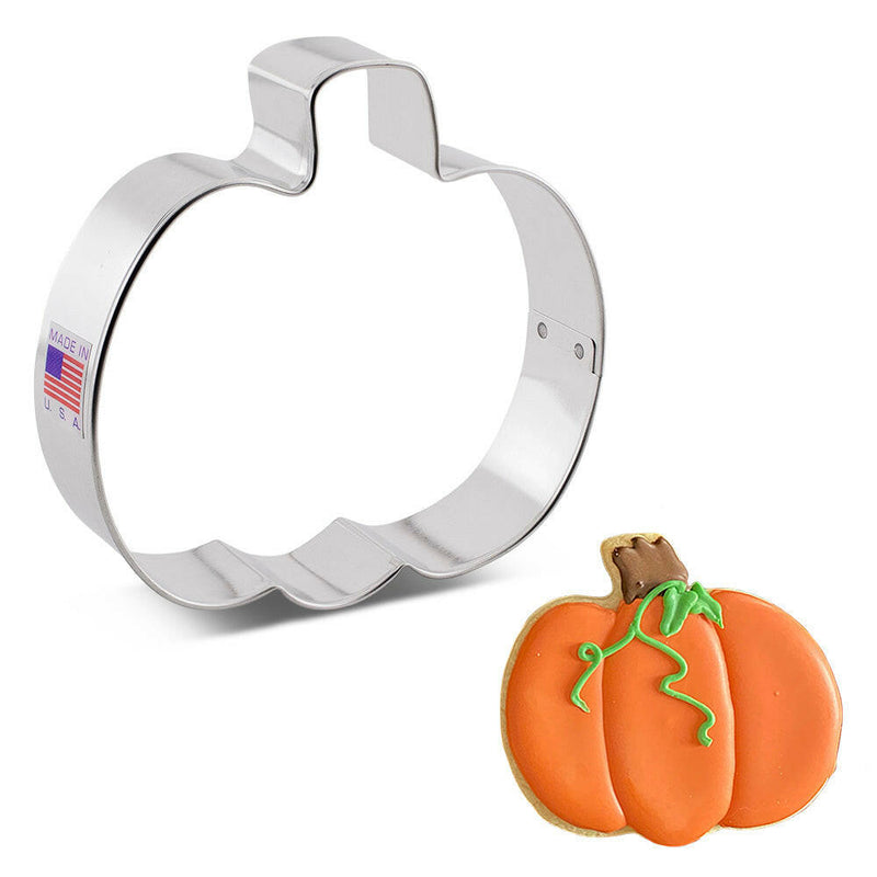 Ann Clark | Fall Cookie Cutters - Squirrel-3.5: Metal pumpkin-shaped cookie cutter, ideal for enhancing baking creativity, from America's top cookie cutter manufacturer.