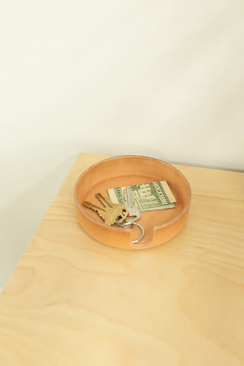 Graf Lantz | Kobon Leather Round Tray