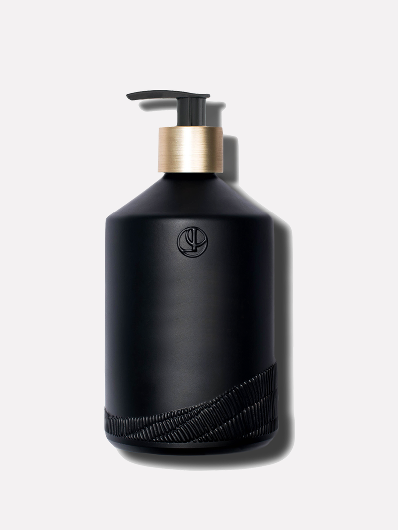 L'AVANT Collective | Glass Empty Soap Bottle - Matte Black features a durable, refillable design with a sleek black pump, perfect for eco-friendly kitchen elegance.