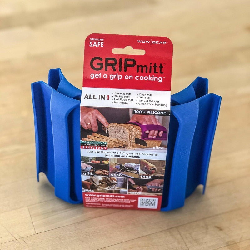 WOW GEAR | Gripmitt - Green: Versatile silicone mitt for safe, hygienic handling of hot and cold foods; ideal for cooking, grilling, and kitchen tasks.
