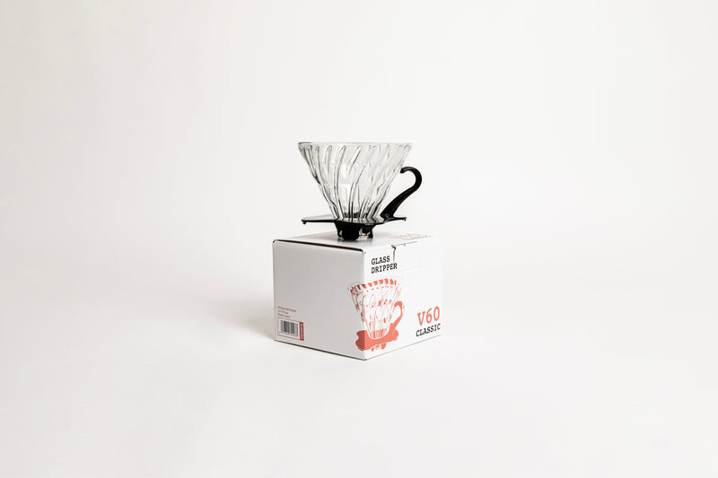 Hario | Glass Coffee Dripper Olive Wood Holder 02