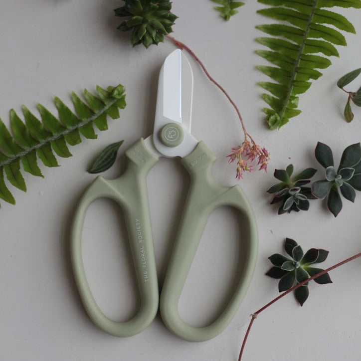 The Floral Society Japanese Floral Clippers - Thumbnail 3