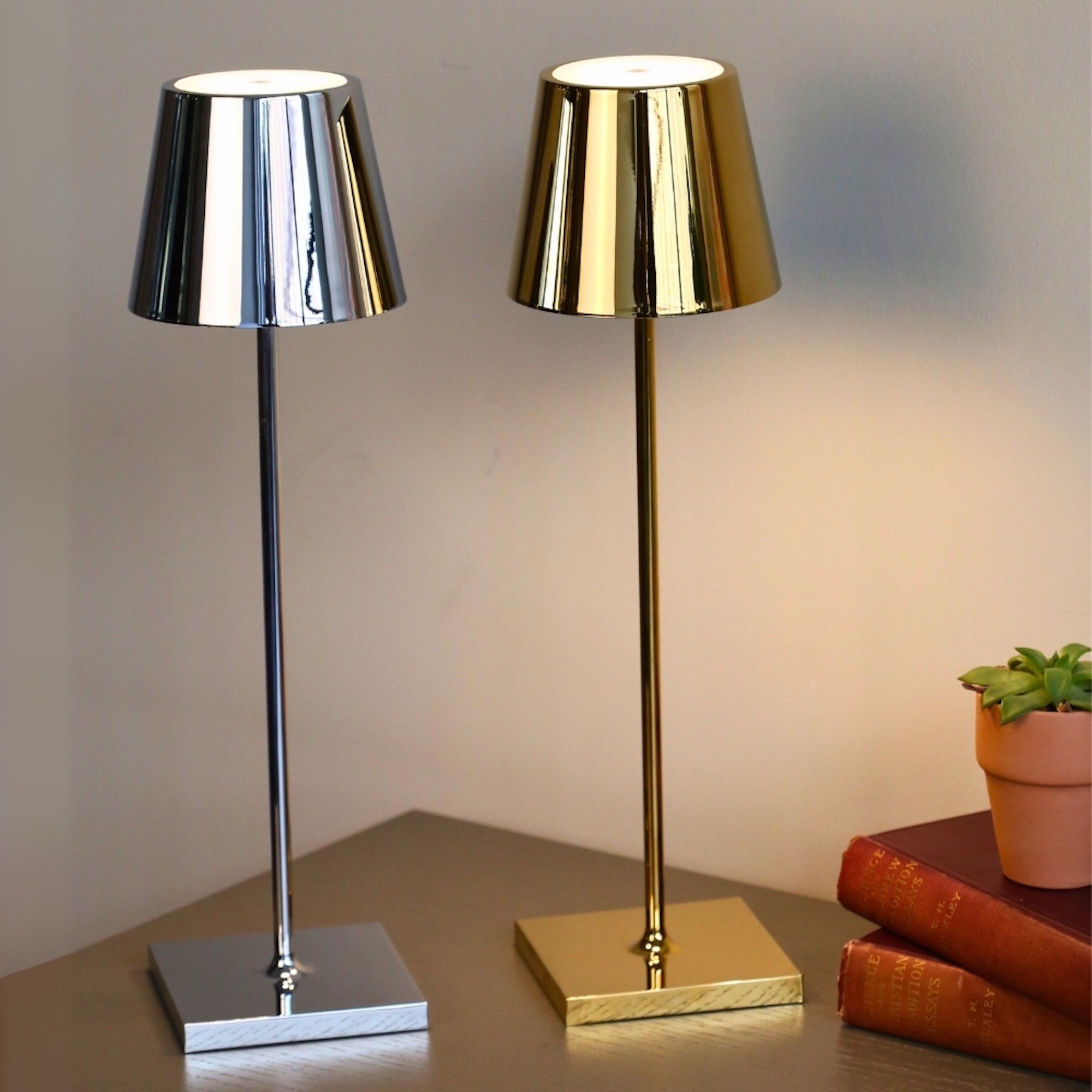 Zafferano America Table Lamp - Thumbnail 3
