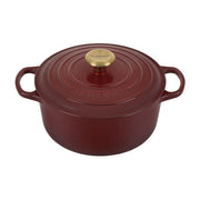 Le Creuset | Round Dutch Ovens.