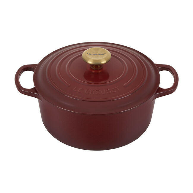 Le Creuset | Round Dutch Ovens.