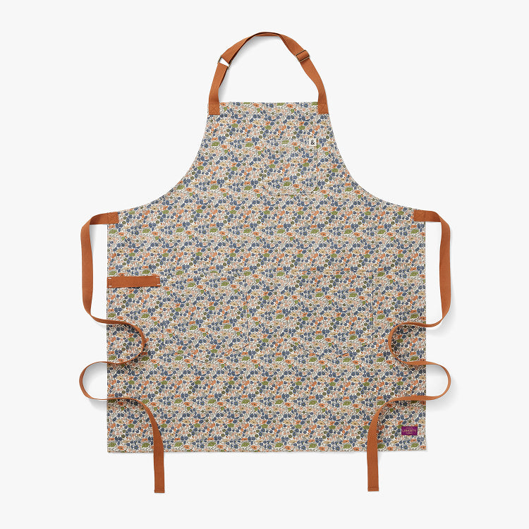 Hedley & Bennett Liberty Essential Apron, Poppy & Daisy — front view