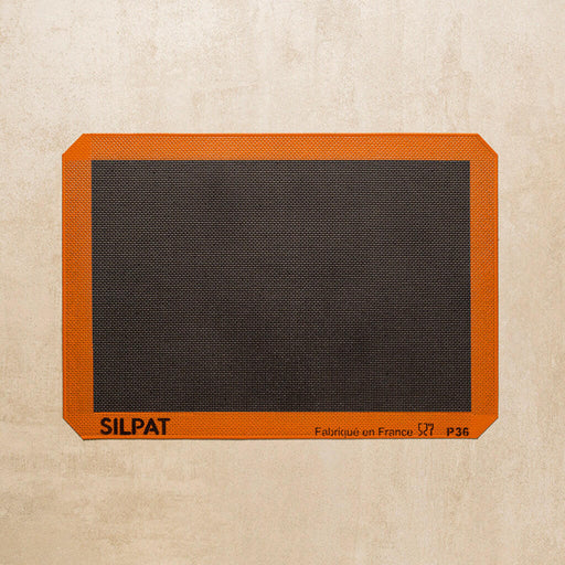 Silpat | Perfect Bread - Half Size mat for baking, featuring cut corners for tray fit. Ideal for breads and pizzas, reusable silicone and fiberglass.