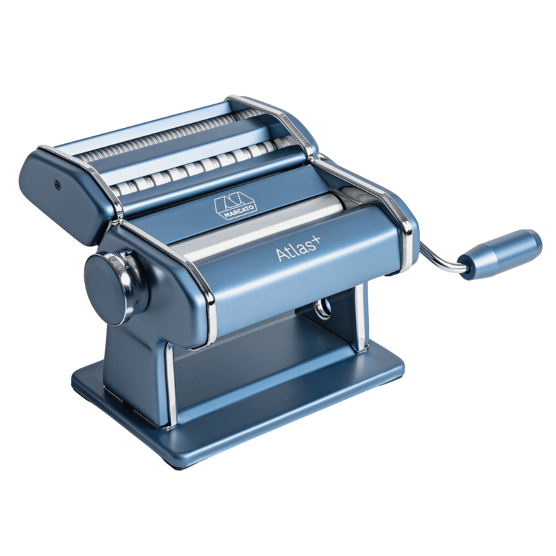 Marcato | Atlas 150 Plus Pasta Machine with adjustable rollers and double cutter for lasagne, fettuccine, and spaghetti, featuring a hand crank for manual operation.