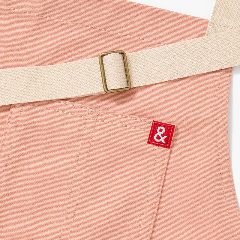 Hedley & Bennett Essential Apron, Rose — construction detail